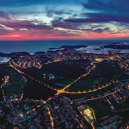 1 Bedroom Lovely In Casa vacanze *