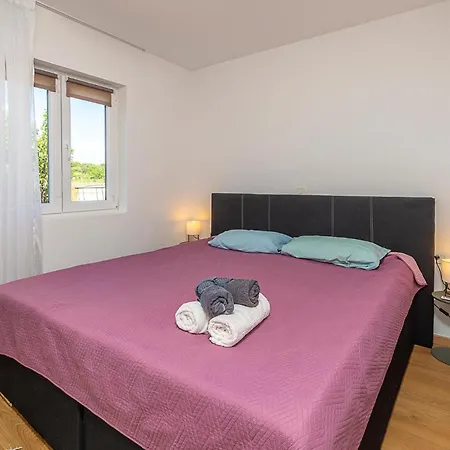 Stunning Home In Pula With Wifi Pula